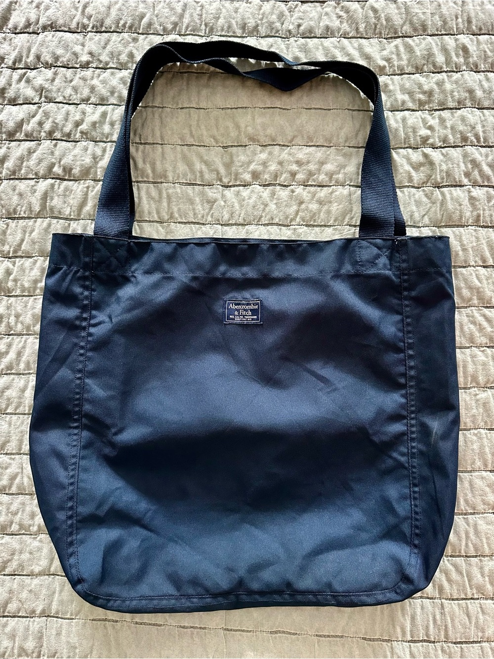 Abercrombie & Fitch Navy Tote Bag w/interior pocket
